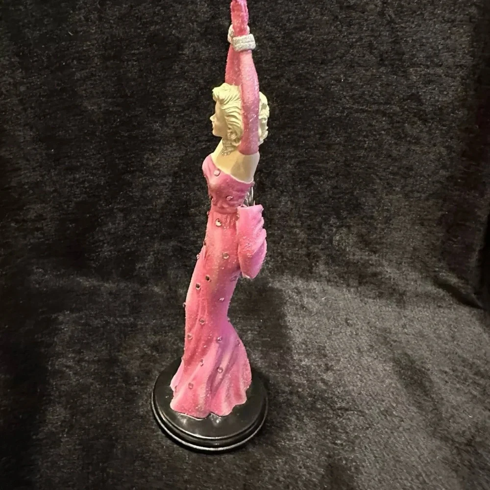 Marilyn Monroe Crystal Reflections Figurine by the Hamilton Collection - Picture 7 of 13